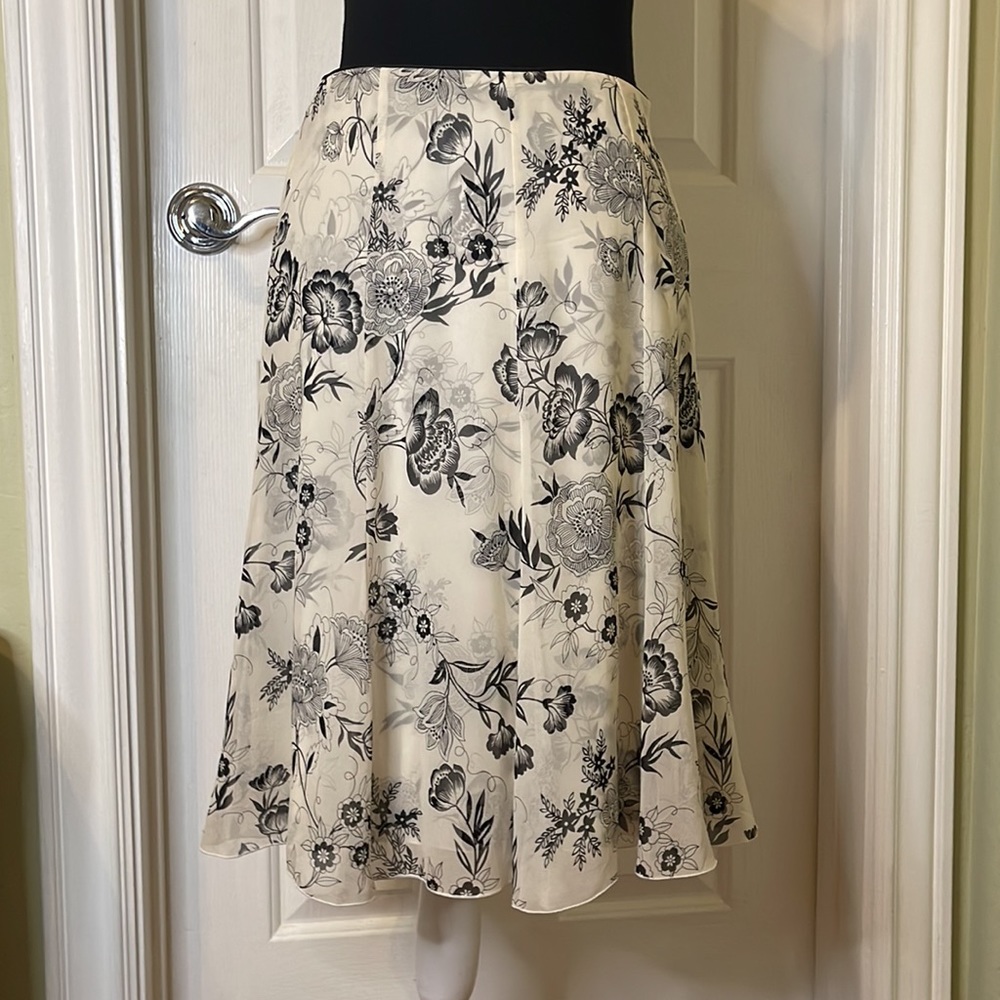 White House Black Market Floral Silk Skirt - Picture 2 of 7
